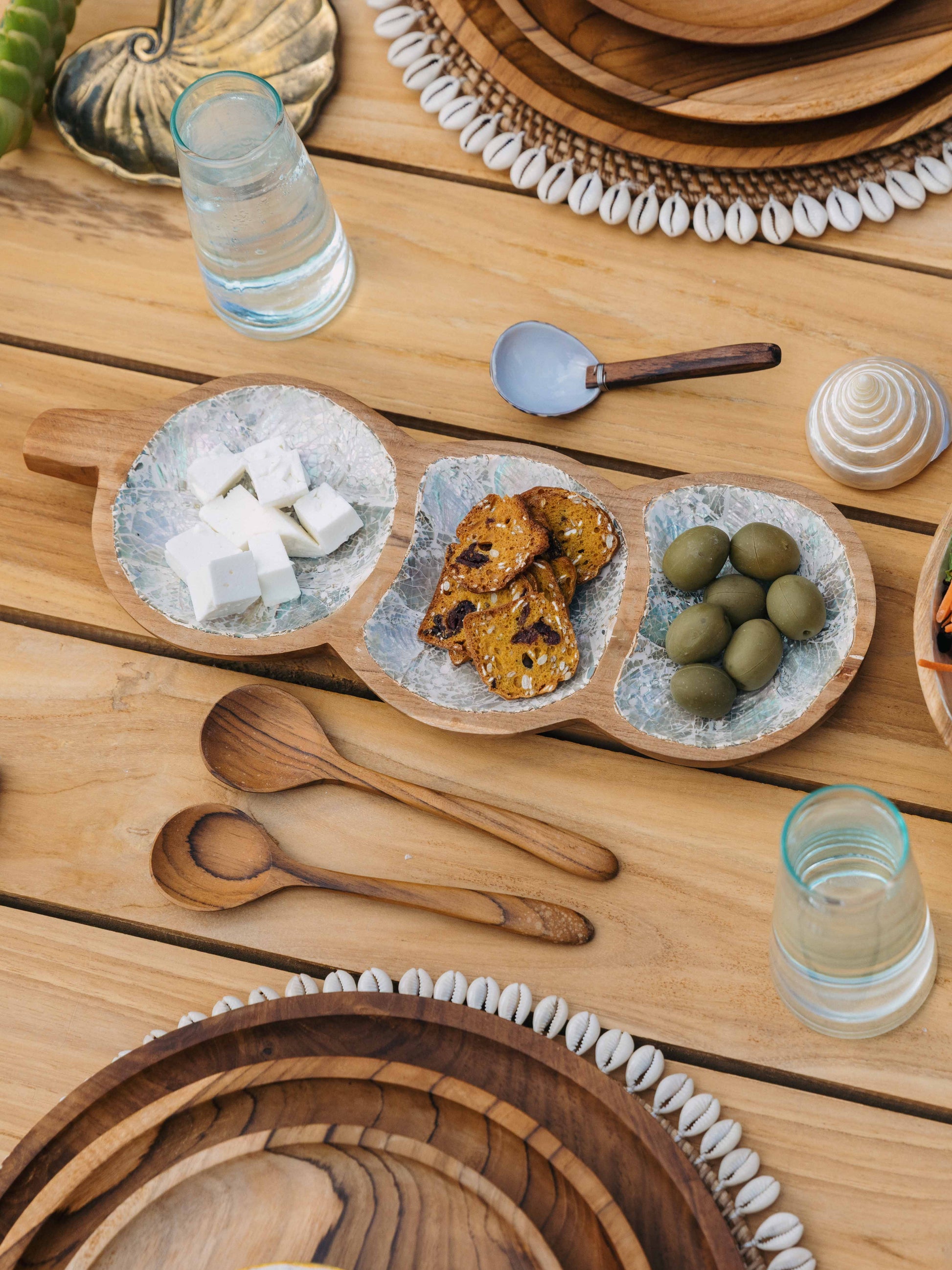 Triple Shell & Teak Wood Serving Dish