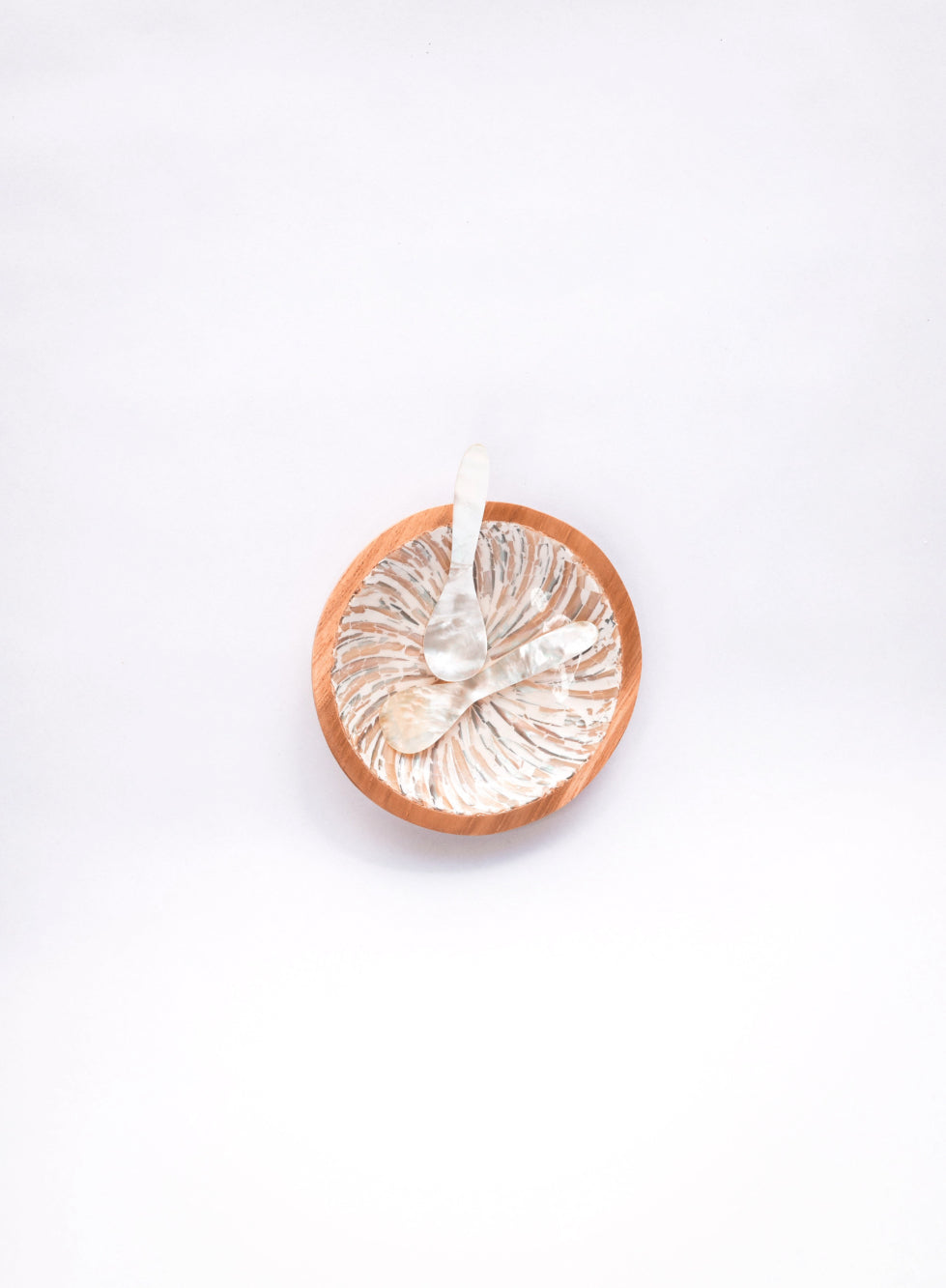 Swirl Shell and Teak Round Dish