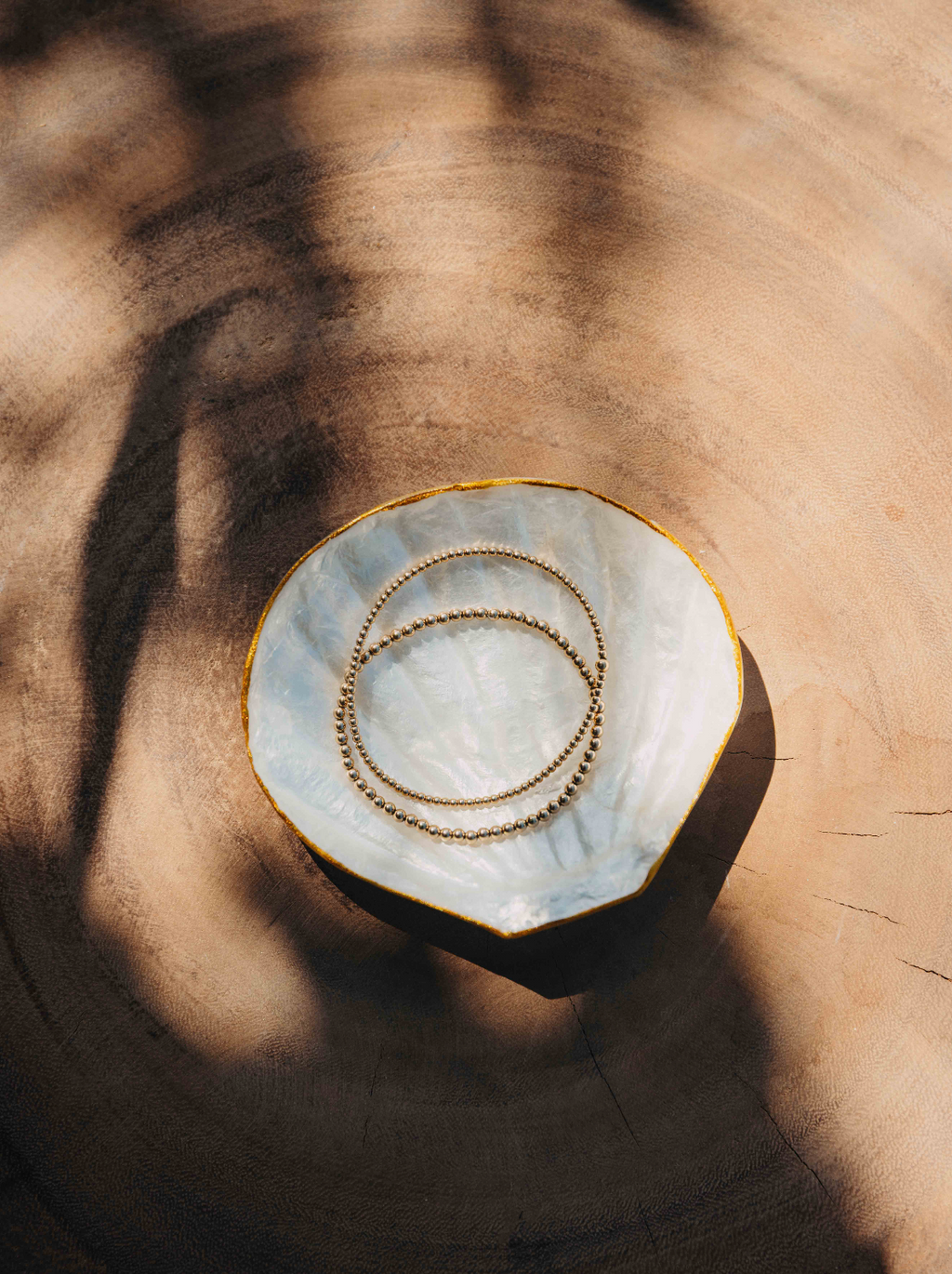 Capiz Clamshell Shaped Mini Dish w/ Gold Rim