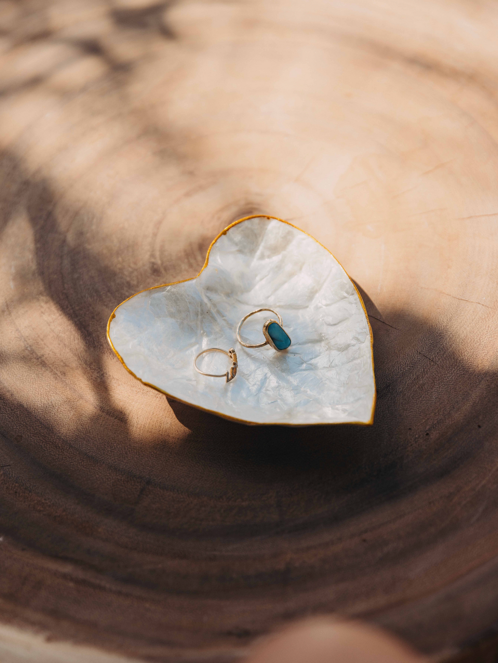 Capiz Heart Shaped Monstera Mini Dish w/ Gold Rim